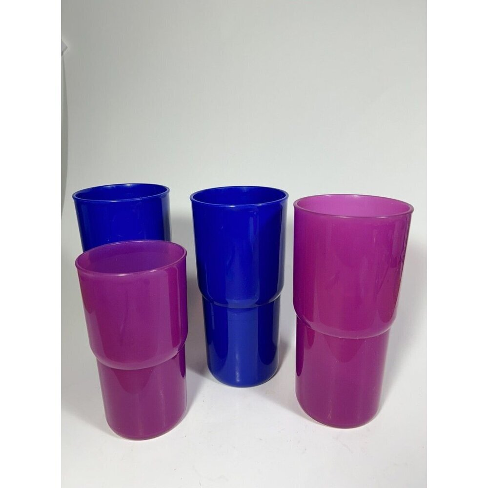 Vintage Tupperware Stackable Tumblers In Magenta And Navy Blue.